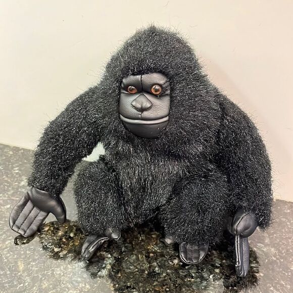 Black Gorilla Plush with Velcro Hands. Size 8”Mei Da Toys - Picture 1 of 5
